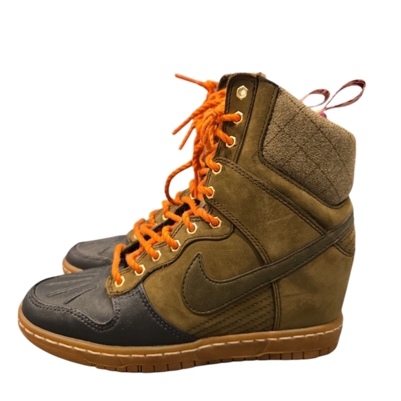 NIKE SKY HI DUNK TERRAIN H20 REPEL WEDGE. SIZE 5.5 - Picture 2 of 12